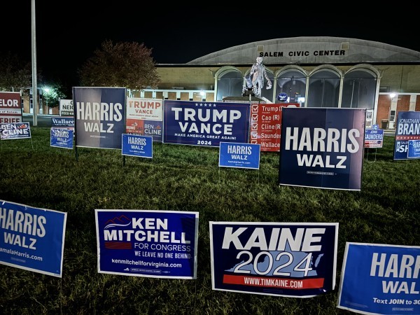 democratic candidate signs at the Salem Civic Center